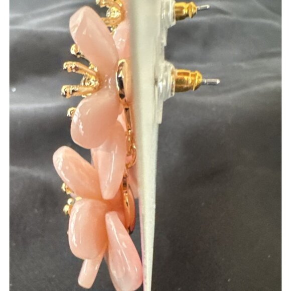 NWT Lilly Pulitzer Earrings Pink CZ Goldtone Flower Pierced Gift Bag - Picture 8 of 10